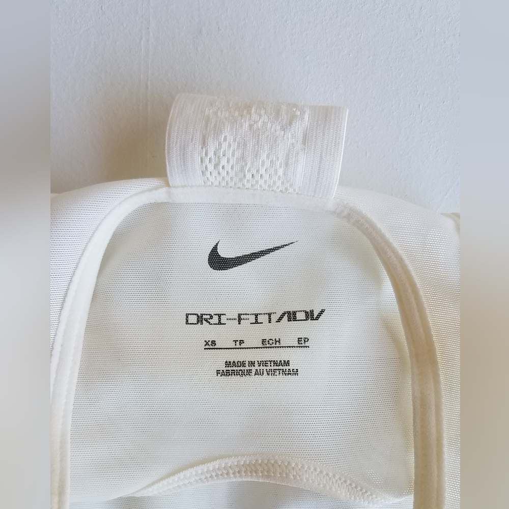 Nike Dri-Fit ADV Training Sport Bra - Picture 3 of 14